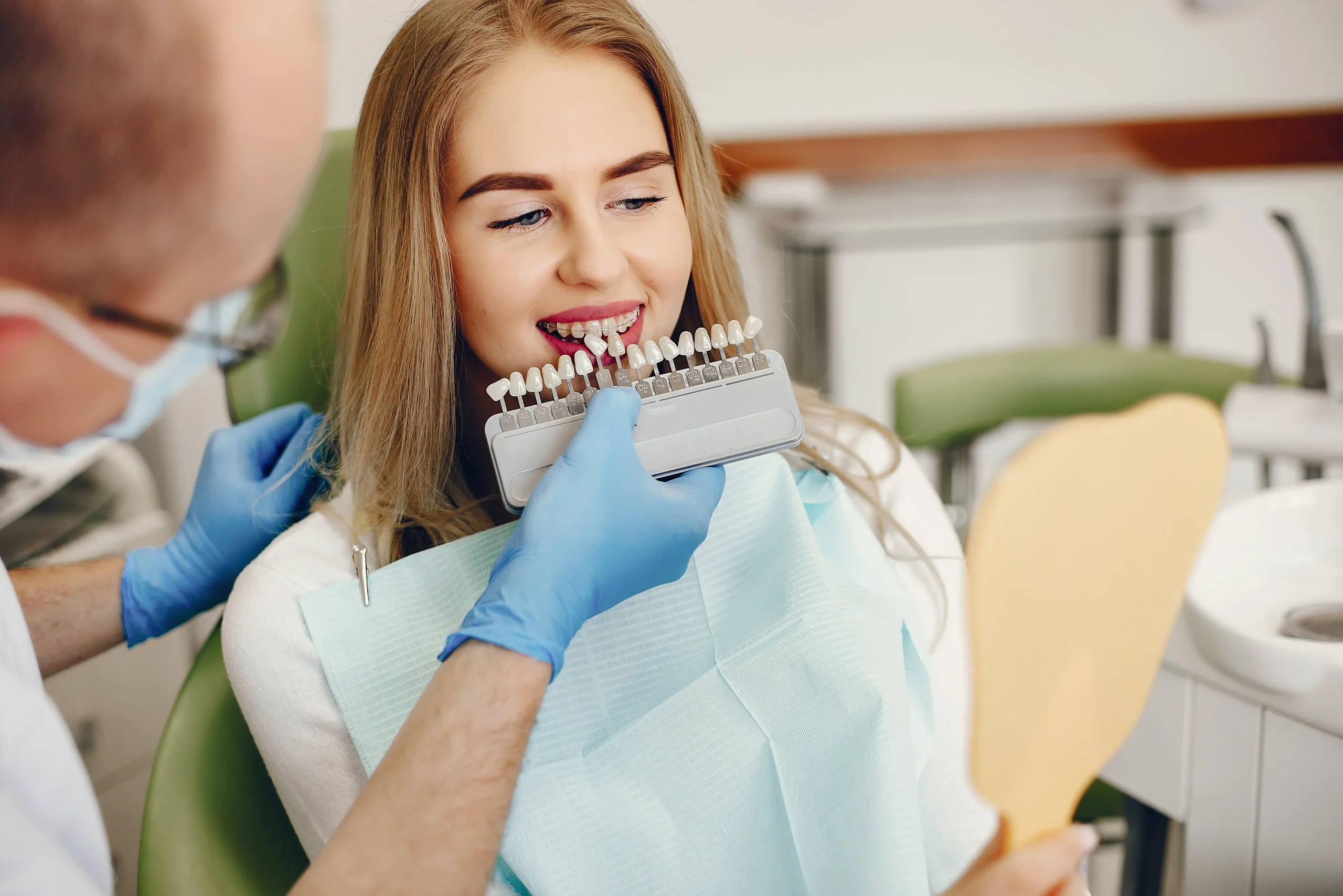 dental veneers vs crowns